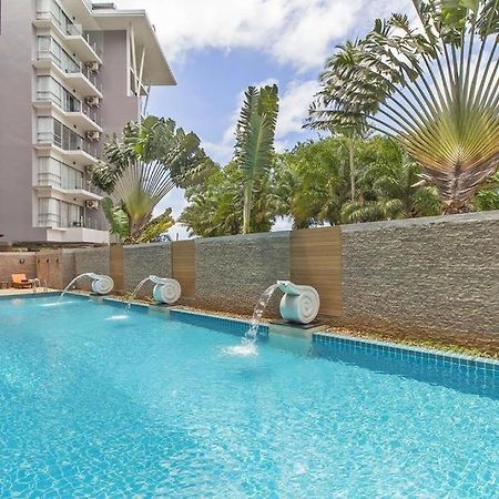 Chic Condo By Resava Karon Exterior photo