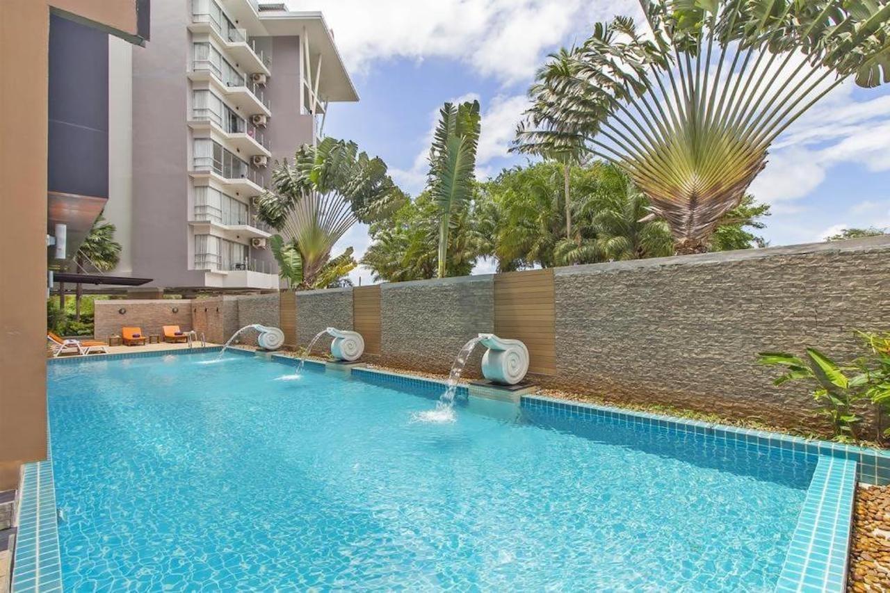 Chic Condo By Resava Karon Exterior photo